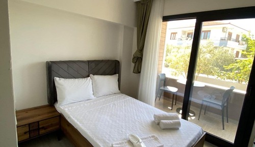 Habitación doble, balcón, vistas al jardín