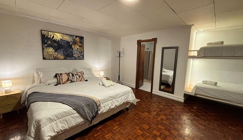 Habitación exclusiva con 1 cama doble o 2 individuales, vistas al jardín