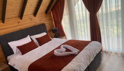 Bungalow clásico, 1 cama doble con sofá cama, no fumadores, vistas parciales al mar
