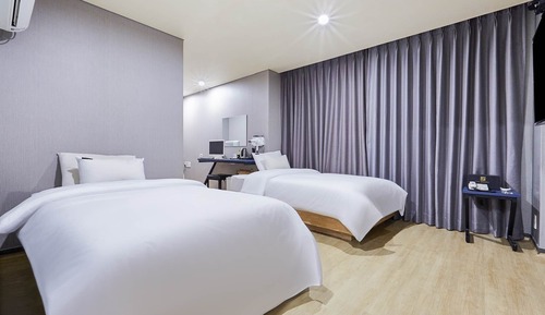 Habitación Premier con 2 camas individuales, vistas a la ciudad