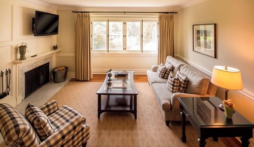 Suite, accesible en silla de ruedas (Cloister Room with King Bed)