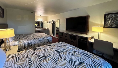 Habitación estándar, 2 camas de matrimonio, no fumadores, frigorífico y microondas