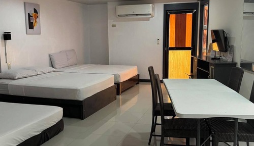 Premier Room