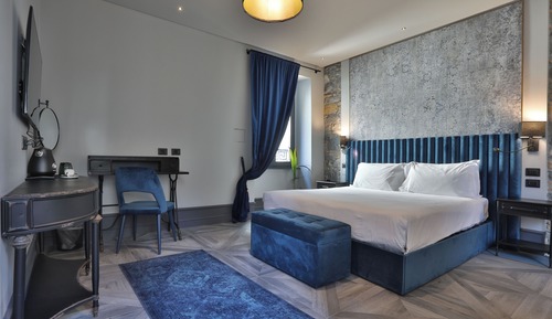 Habitación superior con 1 cama doble o 2 individuales (Exclusive)