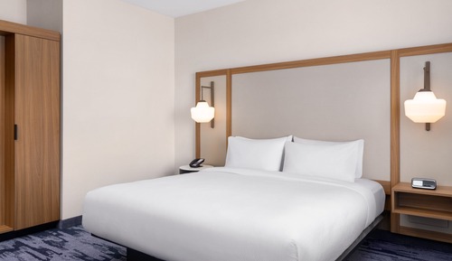 Habitación, 1 cama de matrimonio grande, no fumadores, vistas a la ciudad