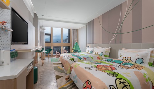 Habitación Premium, varias camas, vistas a la montaña
