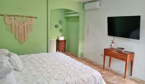 Habitación Premium, 1 cama de matrimonio grande, vistas a la piscina