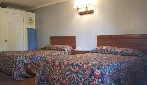 Habitación clásica con 1 cama doble o 2 individuales