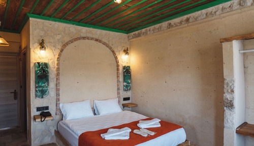 Suite de lujo, 1 cama de matrimonio grande, lanai, vistas al complejo turístico