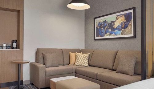 Habitación (2 Queen Beds with Sofa bed,High Floor)