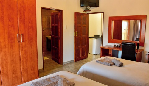 Habitación familiar con 1 cama doble o 2 individuales