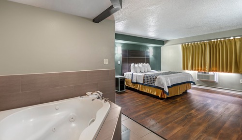 Habitación Deluxe, 1 cama de matrimonio grande, fumadores, bañera de hidromasaje