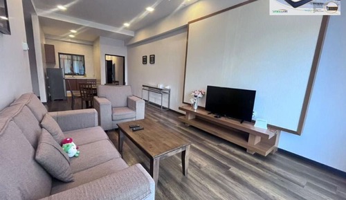 Apartamento, balcón, vistas a la montaña
