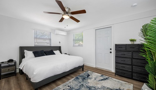 Estudio (4 Bedrooms)