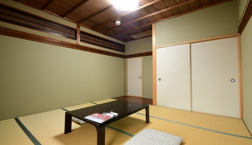 Habitación estándar con 2 camas individuales