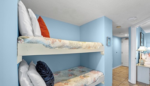 Apartamento exclusivo, 1 habitación, balcón, vistas a la playa