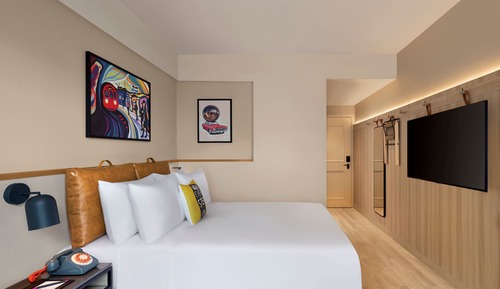Habitación, 1 cama de matrimonio, no fumadores, vistas a la ciudad