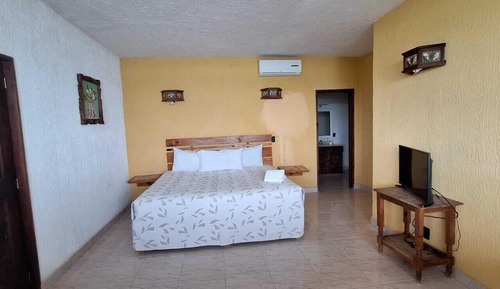 Habitación económica, balcón