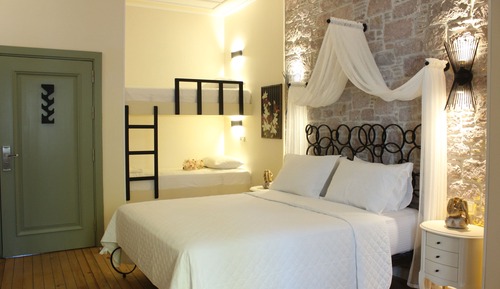 Habitación cuádruple estándar