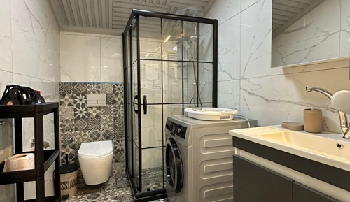 Apartamento de diseño, 2 habitaciones, cocina, vistas al jardín