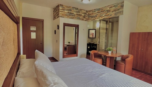 Habitación triple básica, vistas al jardín