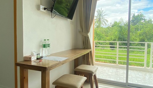 Habitación triple Deluxe, vistas a la montaña