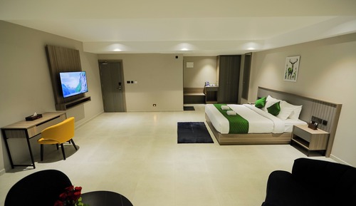 Habitación Royal, 1 cama de matrimonio grande, vistas a la ciudad