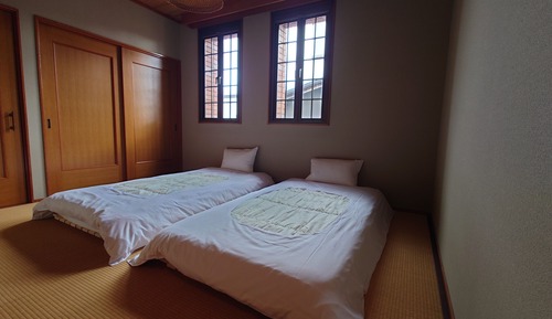 Casa, 2 habitaciones, no fumadores, cocina básica
