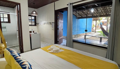 Comfort Room, Garden View
