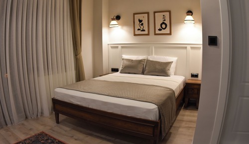 Habitación estándar con 1 cama doble o 2 individuales, no fumadores, vistas a la ciudad