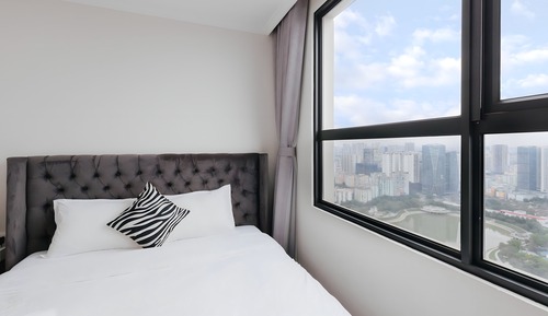 Apartamento Business, 2 habitaciones, balcón, vistas a la ciudad