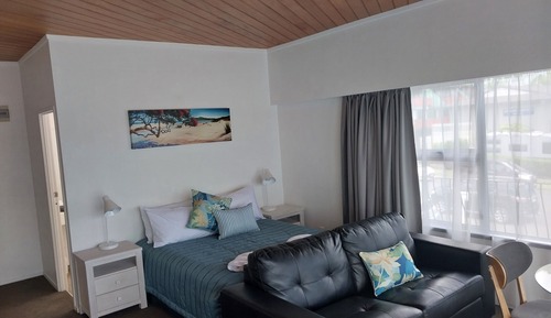Estudio, vistas al mar