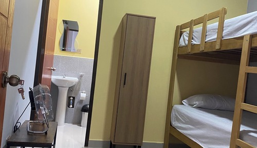 Habitación económica con 1 cama doble o 2 individuales