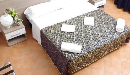 Habitación con 1 cama doble o 2 individuales
