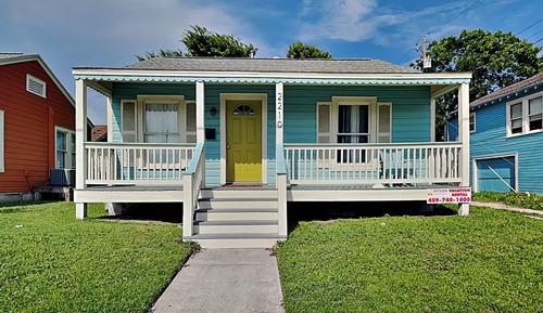 Casa (2 Bedrooms)