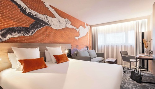 Habitación clásica, 1 cama de matrimonio grande con sofá cama