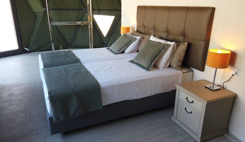 Habitación Deluxe, balcón, vistas parciales al mar