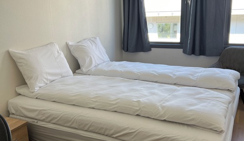 Habitación básica doble, 1 cama doble, no fumadores, baño privado