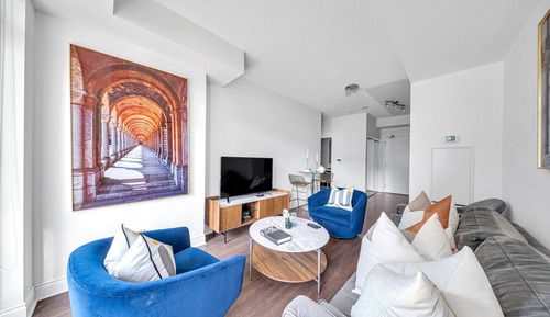 Economy Suite, City View
