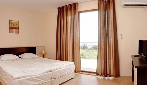 Suite básica, balcón, vistas al mar