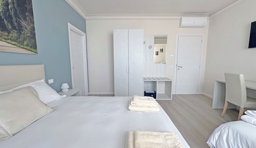 Habitación cuádruple Deluxe, balcón