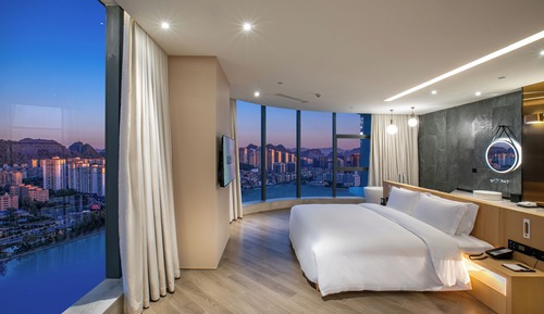 Suite Premier, vistas al lago