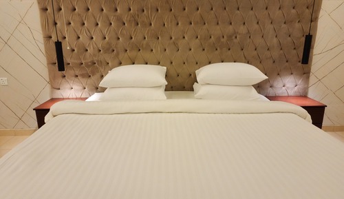 Estudio tradicional, 1 cama de matrimonio