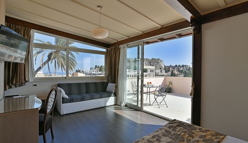 Habitación Deluxe, terraza, vistas al mar