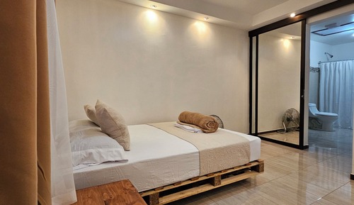 Habitación Deluxe con 1 cama doble o 2 individuales, patio