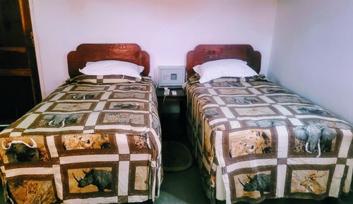 Chalet familiar, varias camas, baño privado, planta ejecutiva