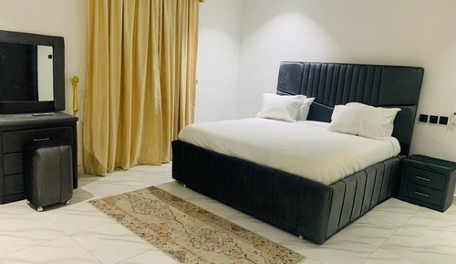 Apartamento, 2 habitaciones, balcón, vistas a la piscina
