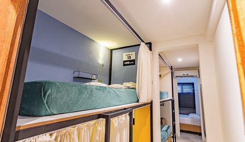 Dormitorio compartido, solo para mujeres