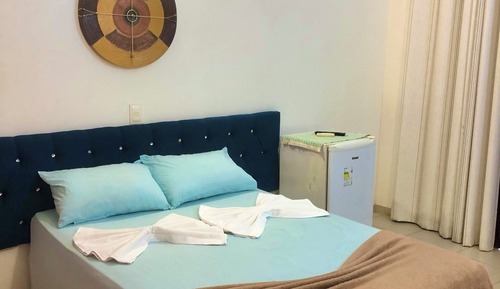 Habitación Confort con 1 cama doble o 2 individuales, balcón, vistas a la piscina