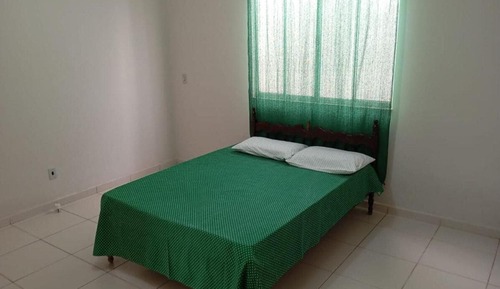 Habitación triple básica, varias camas (2)